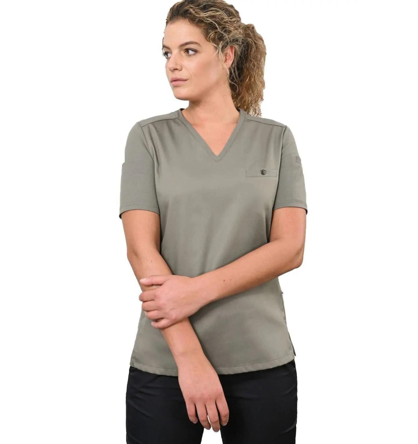 Le Nouveau Chef Fae Chef T-Shirt-Olivette